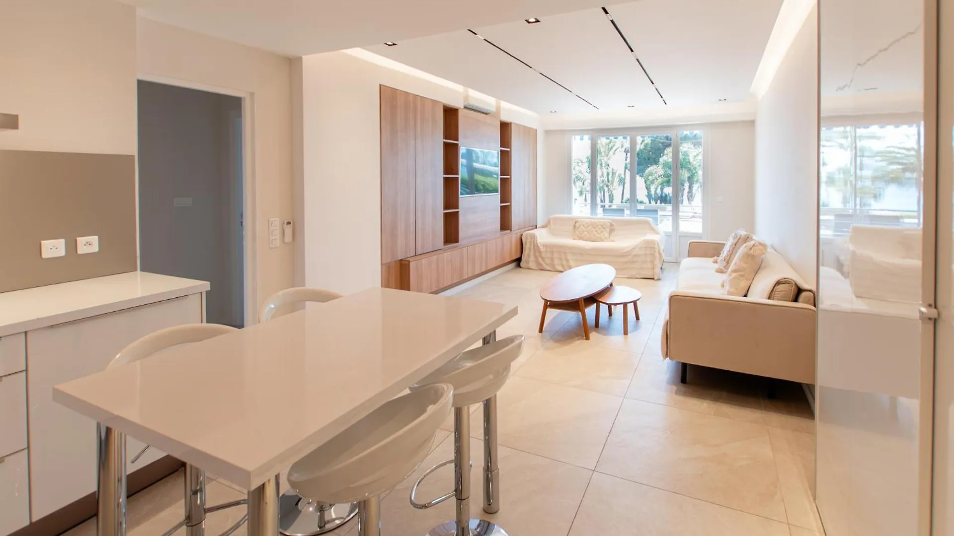 Elegant T3 - Vue Mer - Croisette Cannes França